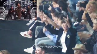 (HYPE) BTS Reaction to Kelly Clarkson opening medley @ BBMAs 2018 - billboard music awards 2018 bts reaction